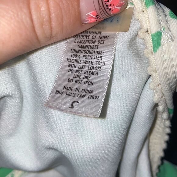 ✨Old Navy Floral Bikini Bottoms✨ - Picture 5 of 5